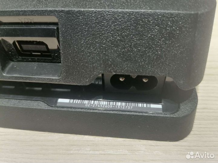 PS4 Slim +2джоя, игры