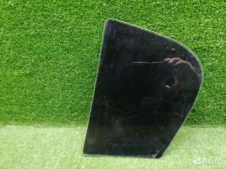 Стекло двери (форточка) заднее правое Opel Astra H