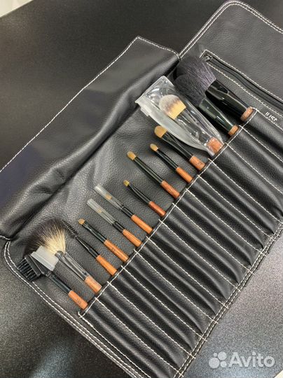 Набор кистей для макияжа