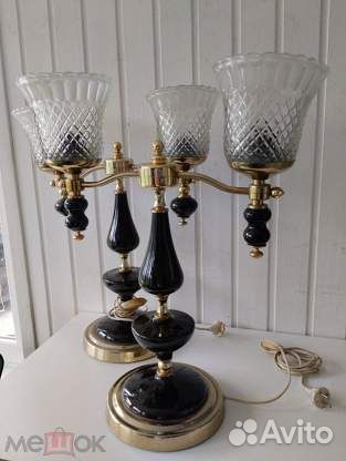 Лампа настольная