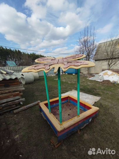 Детская песочница с крышей бу