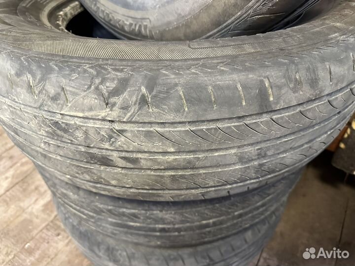 Maxxis AP2 All Season 215/70 R16