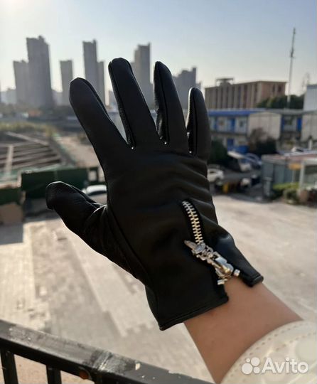 Перчатки Chrome Hearts из кожи, ручной работы