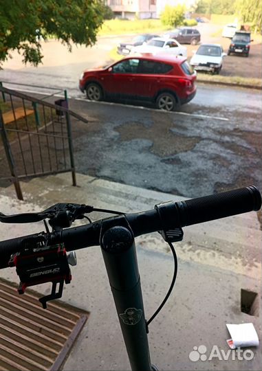 Самокат взрослый электрический бу