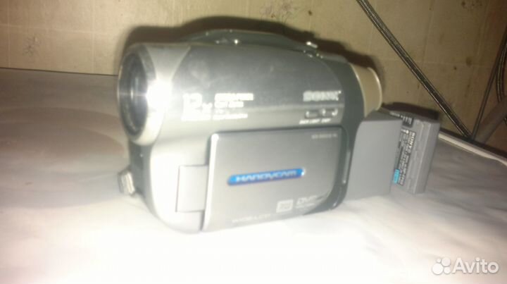 Видео камера sony DCR-DVD203E