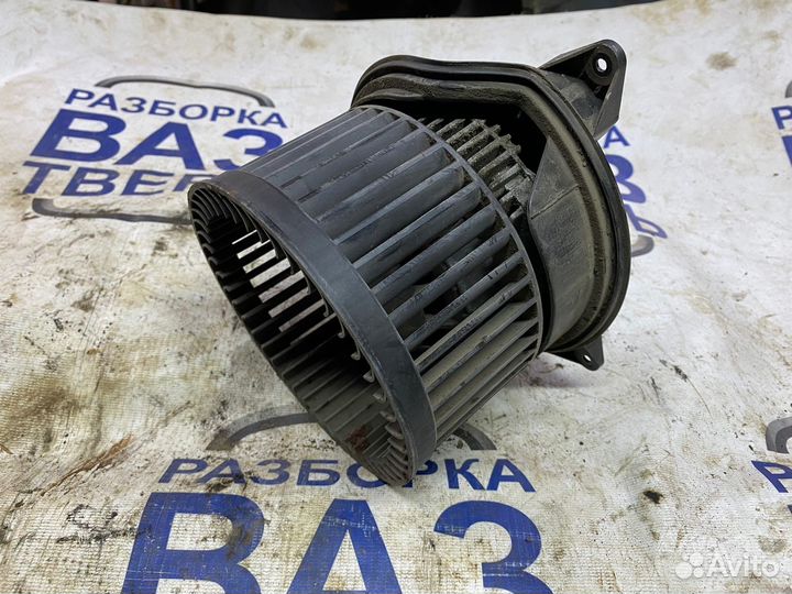 Мотор печки Фокус 1