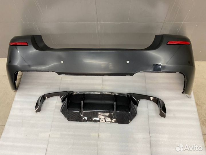 М лук задний бампер BMW F10 + диффузор м5 карбон