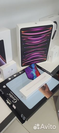 iPad 9 / 10 / Air 5 / Pro 11 / 12.9 M1 / M2