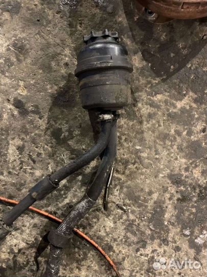 Бачок гур BMW e65