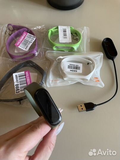 Фитнес трекер Xiaomi Mi Smart Band 4 (xmsh07HM)
