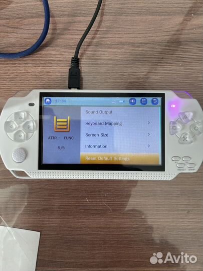 Портативная игровая консоль