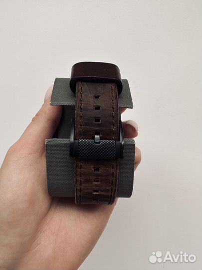 Часы наручные