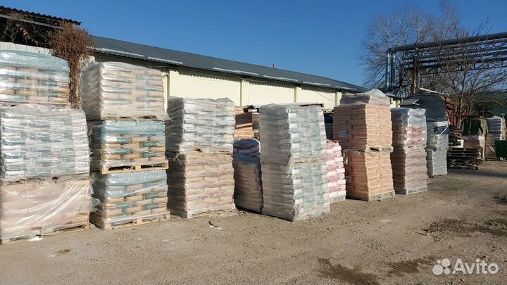 Штукатурно-клеевая смесь приклейки утеплителей 18