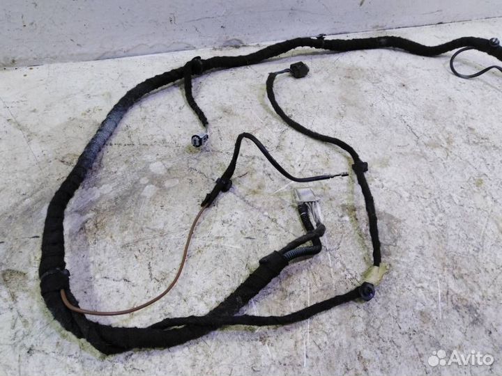 Проводка (коса) крышки багажника