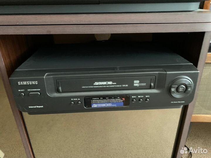 Видеомагнитофон samsung черный SVR-260