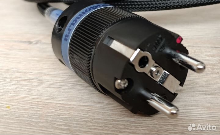 Сетевой кабель для Hi-Fi. Германия