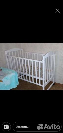 Кроватка вместе с комплектом