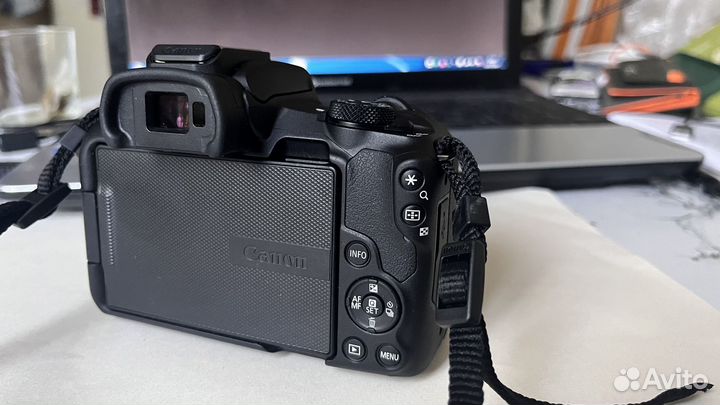 Беззеркальный Фотоаппарат canon R50