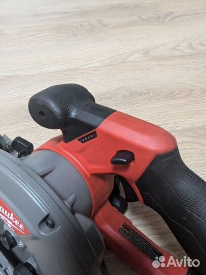 Циркулярная пила М12 Milwaukee 2530-20