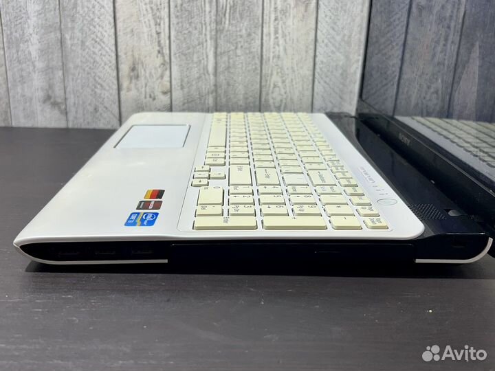 Игровой ноутбук Sony