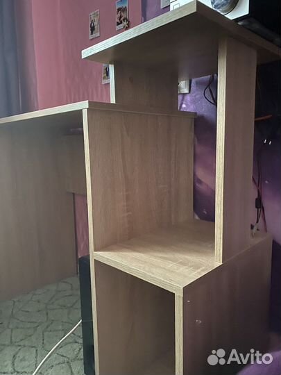 Компьютерный стол