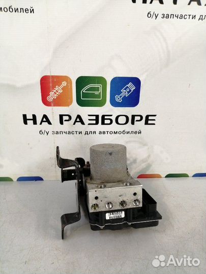 Блок abs Chevrolet Tahoe GMT 900 5 2011