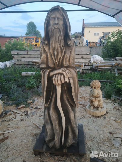 Скульптура из дерева/ручная работа