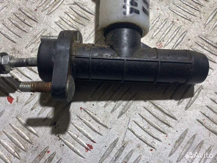 Главный цилиндр сцепления Uaz Profi 236024-010
