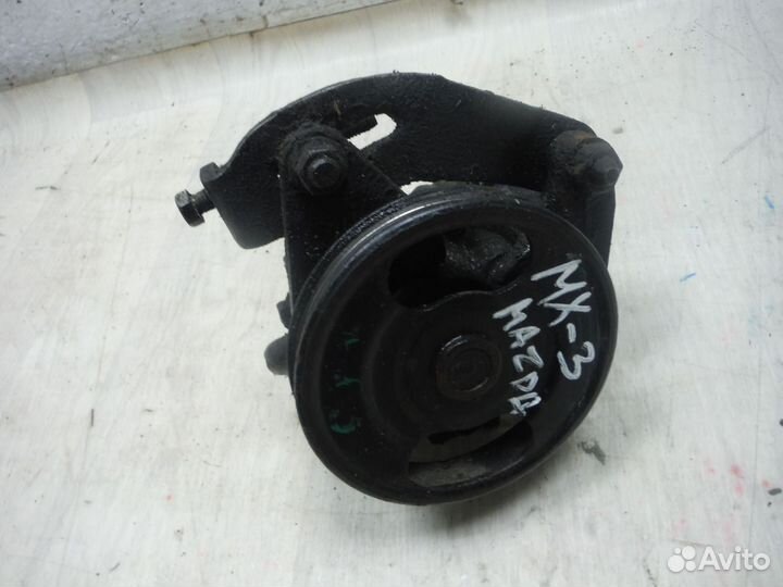Насос Гур Mazda MX-3 1998