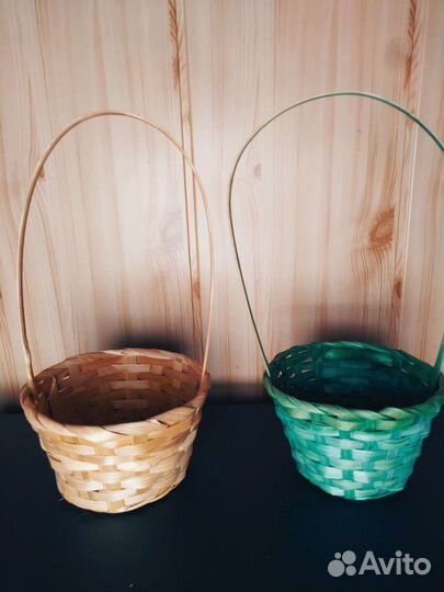 Корзина плетеная из дерева
