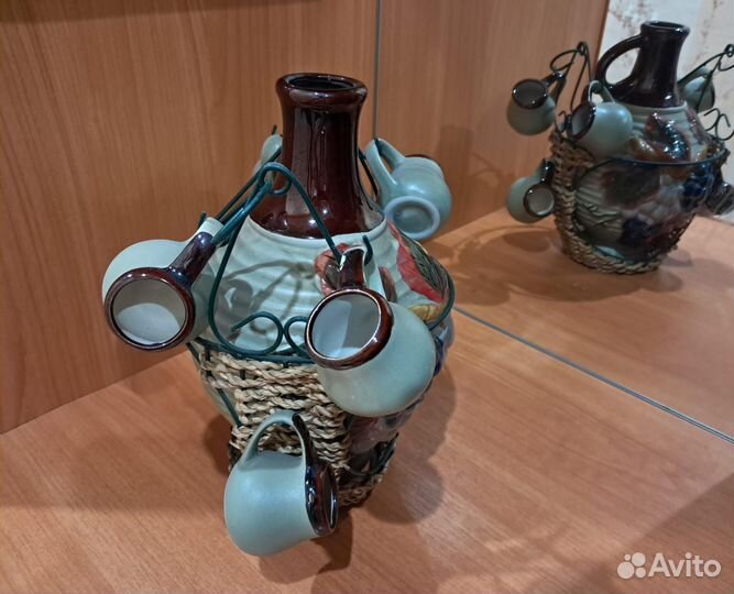 Красивый штоф со стаканчиками