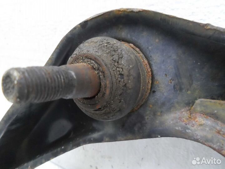 Рычаг передний правый верхний Nissan Xterra N50