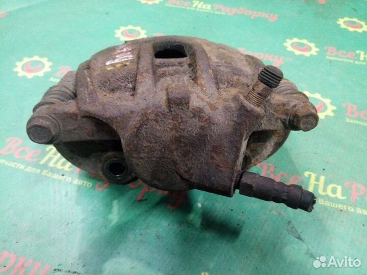 Суппорт передний правый Chery Bonus седан 1.5Л