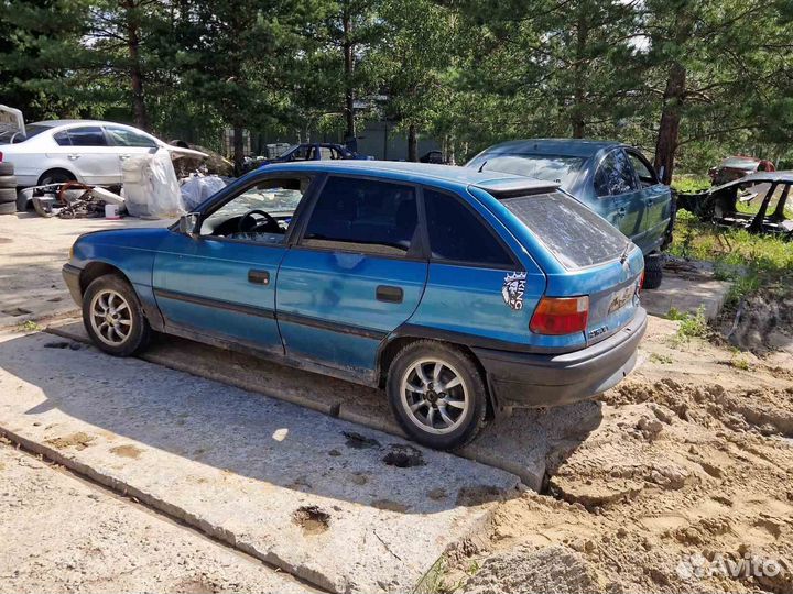 На запчасти (Разборка) Opel Astra F 1991-1998