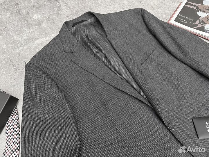 Пиджак Hugo Boss оригинал шерсть Made in Bulgary