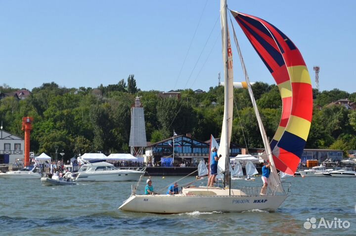 Яхта Конрад RT25