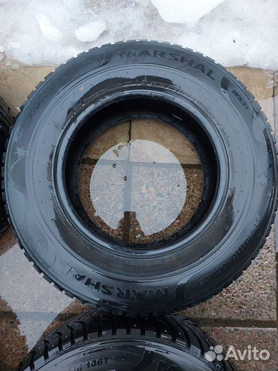 Marshal WinterCraft SUV Ice WS31 235/70 R16 106T