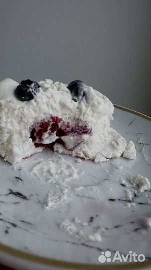 Эклеры, пирожные