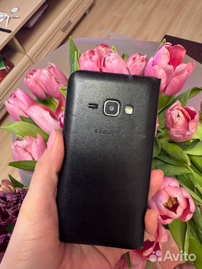 Samsung Galaxy J1 (2016) SM-J120F/DS, 8 ГБ