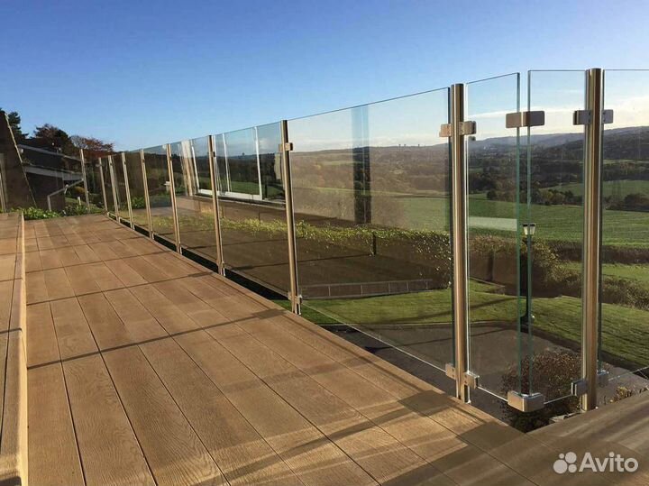 Стеклянные ограждения балконов,террас,лестниц