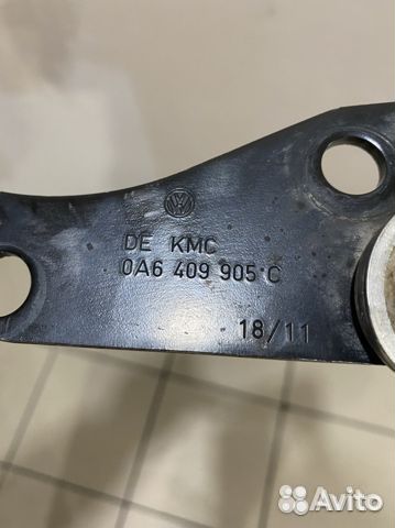 Кронштейн кпп Volkswagen Tiguan