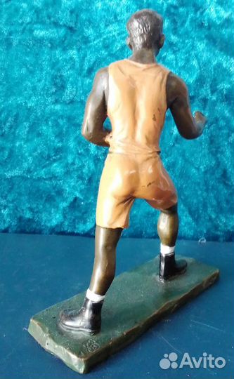 Боксёр.Венская бронза