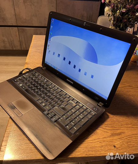 Ноутбук Samsung R540