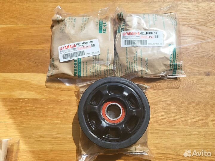 Оригинальный ролик yamaha 8HF4731010 130 мм