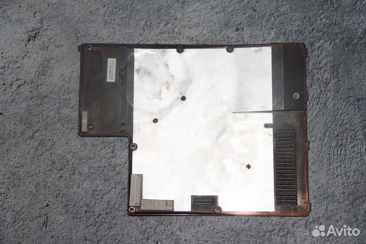 Крышка RAM RoverBook V554