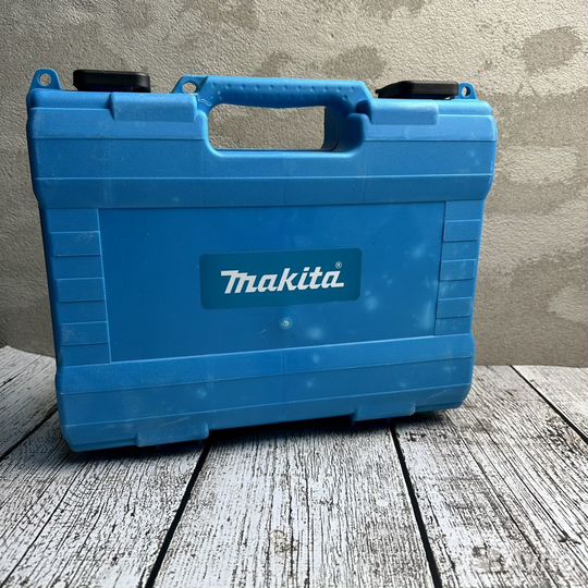 Новый ударный шуруповерт Makita 36v