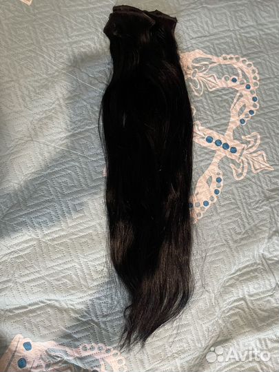 Волосы на заколках