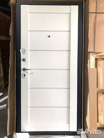 Входная дверь царговая