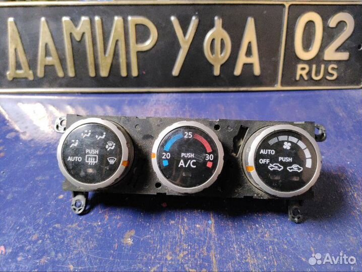 Блок управления климат-контролем Nissan Wingroad