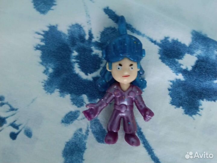 Кукла Шелли блестящая Китайского производства